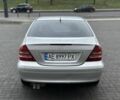 Сірий Мерседес Ц-Клас, об'ємом двигуна 2 л та пробігом 274 тис. км за 4499 $, фото 5 на Automoto.ua