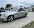Сірий Мерседес Ц-Клас, об'ємом двигуна 2 л та пробігом 325 тис. км за 3800 $, фото 3 на Automoto.ua