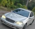 Сірий Мерседес Ц-Клас, об'ємом двигуна 2 л та пробігом 320 тис. км за 2711 $, фото 1 на Automoto.ua