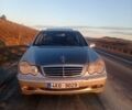 Серый Мерседес Ц-Класс, объемом двигателя 2 л и пробегом 350 тыс. км за 2399 $, фото 9 на Automoto.ua