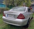 Мерседес Ц-Клас 2000 у Верховине на Automoto.ua Сірий Мерседес Ц-Клас, об'ємом двигуна 2.1 л та пробігом 432 тис. км за 3200 $, фото 4 на Automoto.ua
