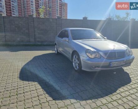 Мерседес Ц-Клас 2000 у Чорноморську (Іллічівську) на Automoto.ua Сірий Мерседес Ц-Клас, об'ємом двигуна 2 л та пробігом 373 тис. км за 4700 $, фото 12 на Automoto.ua