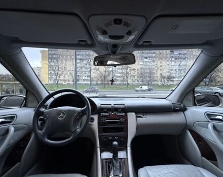 Сірий Мерседес Ц-Клас, об'ємом двигуна 2 л та пробігом 274 тис. км за 4499 $, фото 7 на Automoto.ua