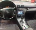 Сірий Мерседес Ц-Клас, об'ємом двигуна 2 л та пробігом 270 тис. км за 5500 $, фото 2 на Automoto.ua