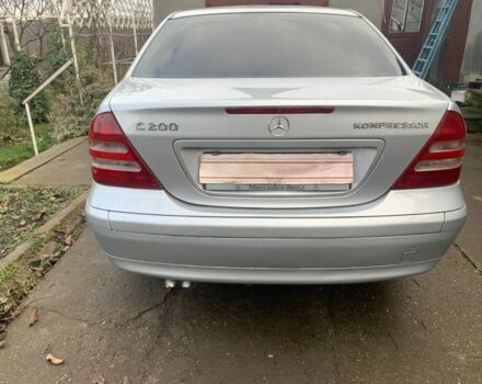 Сірий Мерседес Ц-Клас, об'ємом двигуна 2 л та пробігом 338 тис. км за 4100 $, фото 6 на Automoto.ua