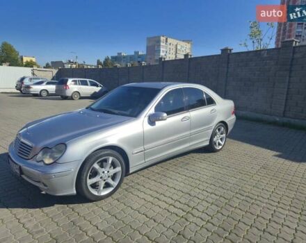 Мерседес Ц-Клас 2000 у Чорноморську (Іллічівську) на Automoto.ua Сірий Мерседес Ц-Клас, об'ємом двигуна 2 л та пробігом 373 тис. км за 4700 $, фото 10 на Automoto.ua