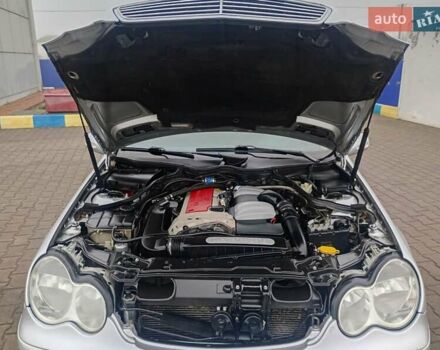 Сірий Мерседес Ц-Клас, об'ємом двигуна 1.8 л та пробігом 350 тис. км за 3999 $, фото 26 на Automoto.ua