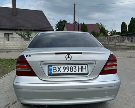 Сірий Мерседес Ц-Клас, об'ємом двигуна 2 л та пробігом 325 тис. км за 3799 $, фото 6 на Automoto.ua