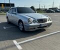 Серый Мерседес Ц-Класс, объемом двигателя 2.4 л и пробегом 560 тыс. км за 3900 $, фото 7 на Automoto.ua