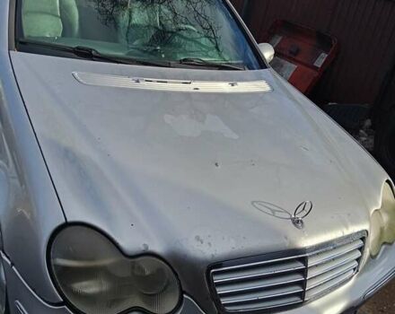 Сірий Мерседес Ц-Клас, об'ємом двигуна 2.2 л та пробігом 600 тис. км за 2000 $, фото 8 на Automoto.ua