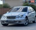 Сірий Мерседес Ц-Клас, об'ємом двигуна 2 л та пробігом 331 тис. км за 3450 $, фото 1 на Automoto.ua