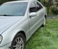 Сірий Мерседес Ц-Клас, об'ємом двигуна 2 л та пробігом 249 тис. км за 2200 $, фото 8 на Automoto.ua
