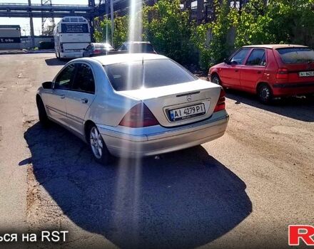 Сірий Мерседес Ц-Клас, об'ємом двигуна 2.1 л та пробігом 133 тис. км за 4700 $, фото 3 на Automoto.ua