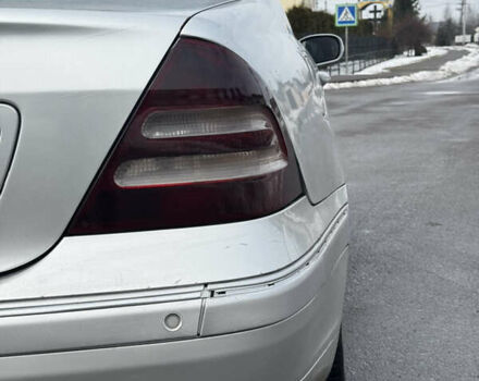 Сірий Мерседес Ц-Клас, об'ємом двигуна 2 л та пробігом 313 тис. км за 3500 $, фото 8 на Automoto.ua