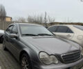 Сірий Мерседес Ц-Клас, об'ємом двигуна 2.2 л та пробігом 500 тис. км за 3900 $, фото 1 на Automoto.ua