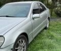 Сірий Мерседес Ц-Клас, об'ємом двигуна 2 л та пробігом 249 тис. км за 2200 $, фото 5 на Automoto.ua