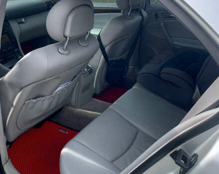 Серый Мерседес Ц-Класс, объемом двигателя 2 л и пробегом 303 тыс. км за 4300 $, фото 4 на Automoto.ua