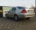 Сірий Мерседес Ц-Клас, об'ємом двигуна 2 л та пробігом 340 тис. км за 4400 $, фото 5 на Automoto.ua