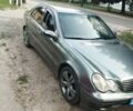 Сірий Мерседес Ц-Клас, об'ємом двигуна 2 л та пробігом 270 тис. км за 5500 $, фото 6 на Automoto.ua