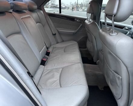 Сірий Мерседес Ц-Клас, об'ємом двигуна 2 л та пробігом 274 тис. км за 4499 $, фото 10 на Automoto.ua