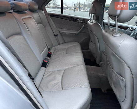 Сірий Мерседес Ц-Клас, об'ємом двигуна 2 л та пробігом 436 тис. км за 4499 $, фото 10 на Automoto.ua