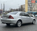 Сірий Мерседес Ц-Клас, об'ємом двигуна 2 л та пробігом 436 тис. км за 4499 $, фото 6 на Automoto.ua