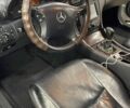 Сірий Мерседес Ц-Клас, об'ємом двигуна 2 л та пробігом 308 тис. км за 3500 $, фото 3 на Automoto.ua