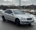Сірий Мерседес Ц-Клас, об'ємом двигуна 2 л та пробігом 313 тис. км за 3500 $, фото 1 на Automoto.ua