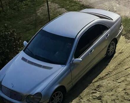 Сірий Мерседес Ц-Клас, об'ємом двигуна 2 л та пробігом 249 тис. км за 2200 $, фото 3 на Automoto.ua