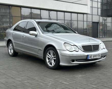 Сірий Мерседес Ц-Клас, об'ємом двигуна 2 л та пробігом 274 тис. км за 4499 $, фото 3 на Automoto.ua