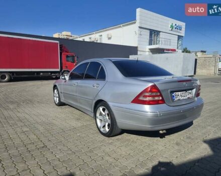 Мерседес Ц-Клас 2000 у Чорноморську (Іллічівську) на Automoto.ua Сірий Мерседес Ц-Клас, об'ємом двигуна 2 л та пробігом 373 тис. км за 4700 $, фото 7 на Automoto.ua