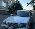 Сірий Мерседес Ц-Клас, об'ємом двигуна 2 л та пробігом 250 тис. км за 2399 $, фото 1 на Automoto.ua