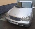 Сірий Мерседес Ц-Клас, об'ємом двигуна 2 л та пробігом 270 тис. км за 2200 $, фото 13 на Automoto.ua