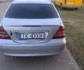 Сірий Мерседес Ц-Клас, об'ємом двигуна 0 л та пробігом 280 тис. км за 1799 $, фото 4 на Automoto.ua