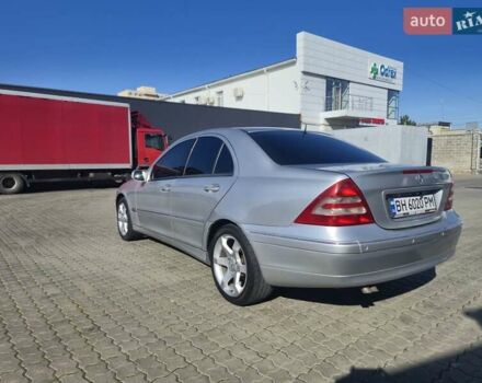 Мерседес Ц-Клас 2000 у Чорноморську (Іллічівську) на Automoto.ua Сірий Мерседес Ц-Клас, об'ємом двигуна 2 л та пробігом 373 тис. км за 4700 $, фото 15 на Automoto.ua