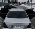 Серый Мерседес Ц-Класс, объемом двигателя 2 л и пробегом 303 тыс. км за 3700 $, фото 5 на Automoto.ua