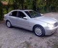 Сірий Мерседес Ц-Клас, об'ємом двигуна 2.1 л та пробігом 320 тис. км за 4000 $, фото 4 на Automoto.ua