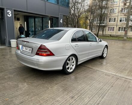 Серый Мерседес Ц-Класс, объемом двигателя 2.1 л и пробегом 300 тыс. км за 3400 $, фото 4 на Automoto.ua