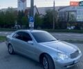 Серый Мерседес Ц-Класс, объемом двигателя 2.15 л и пробегом 320 тыс. км за 4650 $, фото 1 на Automoto.ua