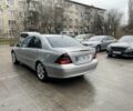 Серый Мерседес Ц-Класс, объемом двигателя 2.1 л и пробегом 300 тыс. км за 3400 $, фото 5 на Automoto.ua