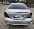 Сірий Мерседес Ц-Клас, об'ємом двигуна 2.69 л та пробігом 300 тис. км за 4000 $, фото 6 на Automoto.ua