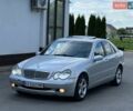 Сірий Мерседес Ц-Клас, об'ємом двигуна 2 л та пробігом 407 тис. км за 3500 $, фото 1 на Automoto.ua