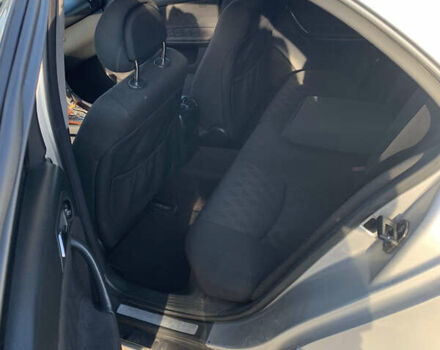 Сірий Мерседес Ц-Клас, об'ємом двигуна 2.2 л та пробігом 280 тис. км за 4000 $, фото 4 на Automoto.ua