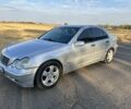 Сірий Мерседес Ц-Клас, об'ємом двигуна 2.2 л та пробігом 1 тис. км за 2500 $, фото 1 на Automoto.ua