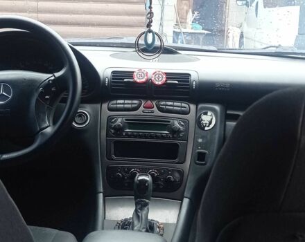 Сірий Мерседес Ц-Клас, об'ємом двигуна 2.7 л та пробігом 315 тис. км за 5800 $, фото 6 на Automoto.ua