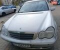 Мерседес Ц-Клас 2001 у Житомирі на Automoto.ua Сірий Мерседес Ц-Клас, об'ємом двигуна 2.15 л та пробігом 357 тис. км за 3450 $, фото 9 на Automoto.ua