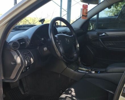 Сірий Мерседес Ц-Клас, об'ємом двигуна 2.6 л та пробігом 238 тис. км за 4200 $, фото 1 на Automoto.ua