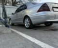 Сірий Мерседес Ц-Клас, об'ємом двигуна 2.2 л та пробігом 311 тис. км за 3500 $, фото 17 на Automoto.ua