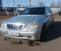 Сірий Мерседес Ц-Клас, об'ємом двигуна 2 л та пробігом 270 тис. км за 3800 $, фото 11 на Automoto.ua