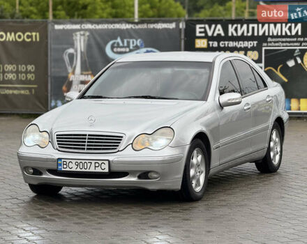 Сірий Мерседес Ц-Клас, об'ємом двигуна 2 л та пробігом 338 тис. км за 3850 $, фото 6 на Automoto.ua